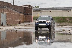 Toyota Tacoma Suspension Lift Kit - Front + Rear - Rough Country - N3 Struts - '05-'23